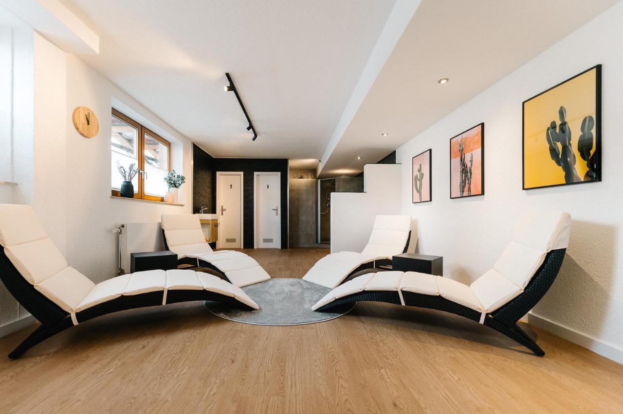 סימונסבאל Moderne 2 Zi.-Fewo Blackforestart Naehe Freiburg מראה חיצוני תמונה